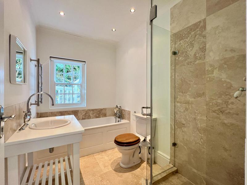 To Let 1 Bedroom Property for Rent in Llandudno Western Cape